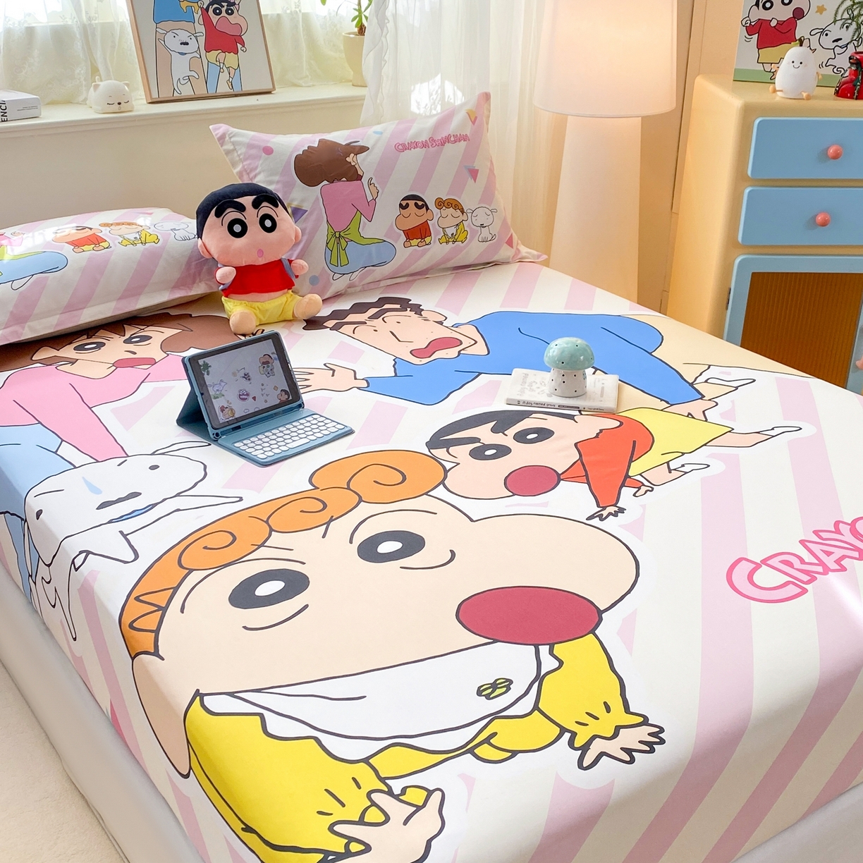 91家纺网 家纺一手货源 找家纺 博雅 2026新款蜡笔小新正版授权全棉纯棉大版床笠单件床笠单品单床笠 大版-蜡笔小新家族