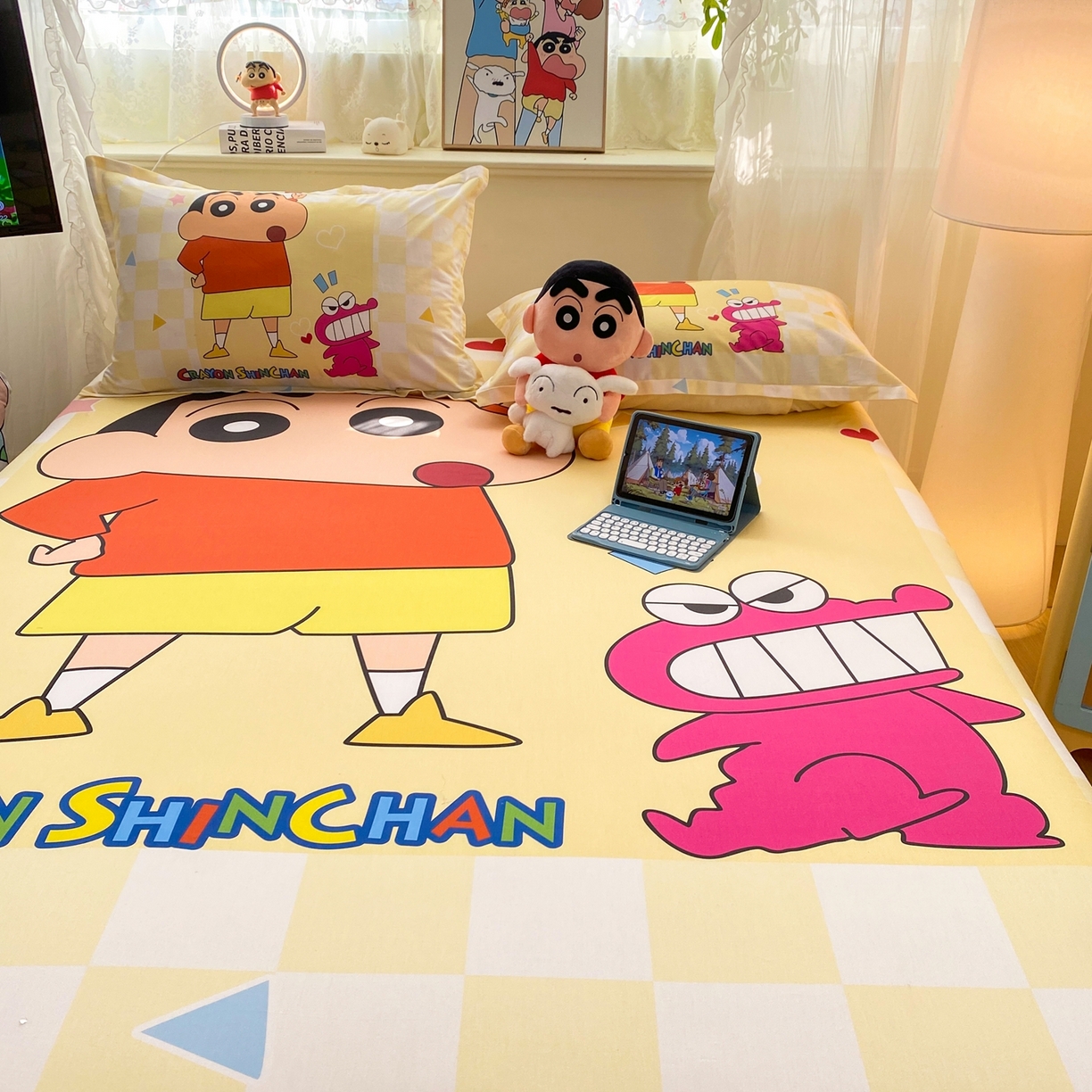 91家纺网 家纺一手货源 找家纺 博雅 2026新款蜡笔小新正版授权全棉纯棉大版床笠单件床笠单品单床笠 大版-奶白格子小新