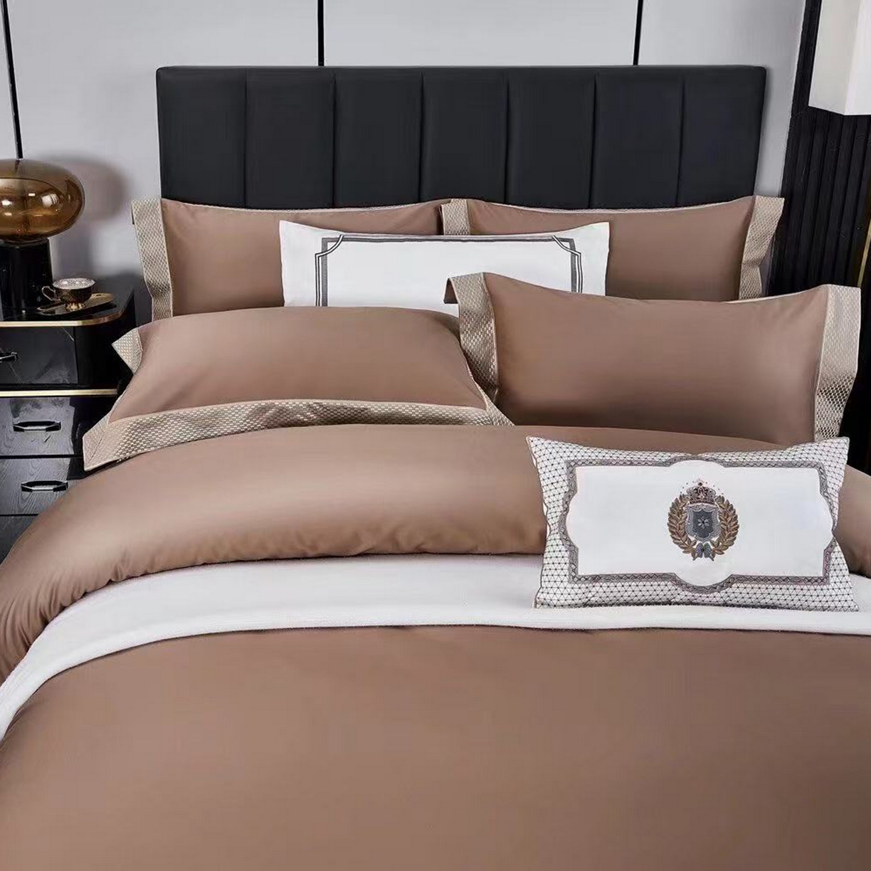 91家纺网 家纺一手货源 找家纺 edra 2026新款纯棉长绒棉轻奢绣花床盖款四件套-罗马假日 罗马假日-金棕