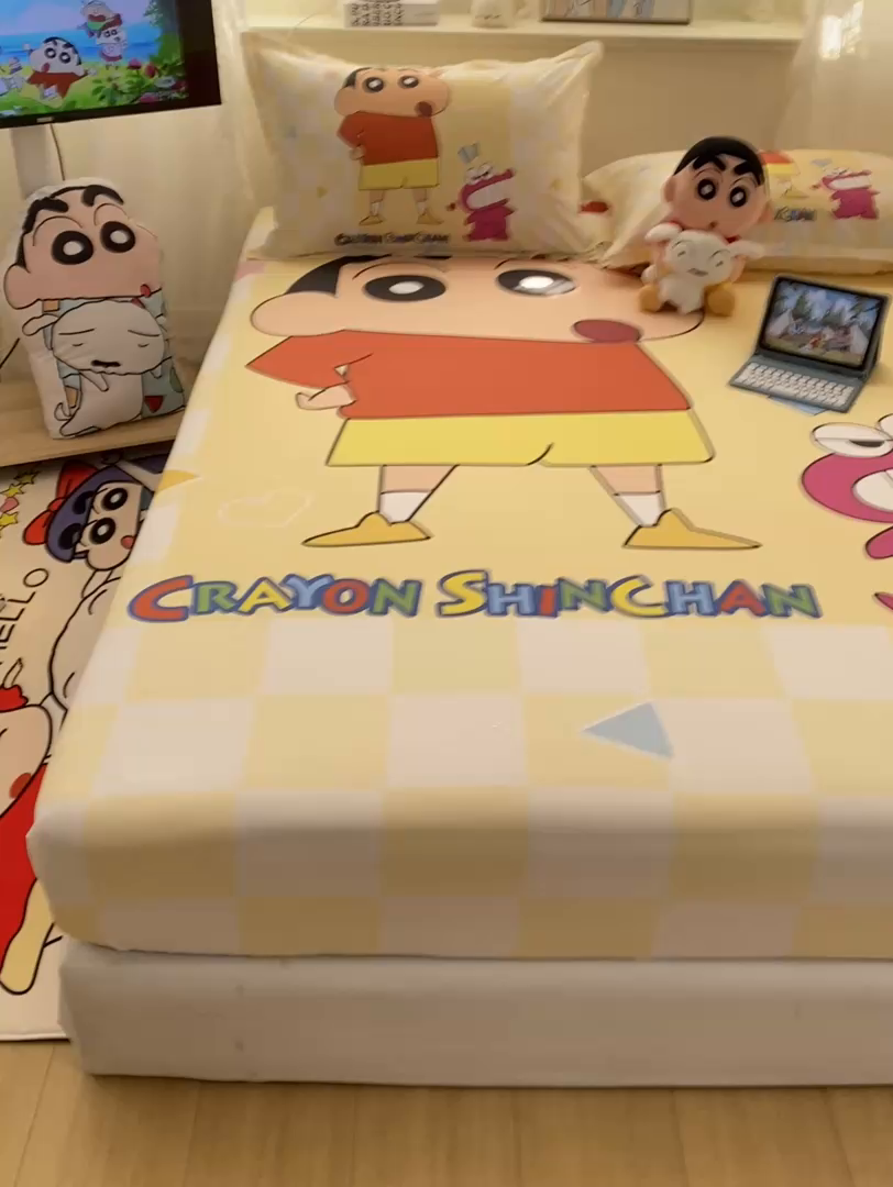 91家纺网 家纺一手货源 找家纺 博雅 2026新款蜡笔小新正版授权全棉纯棉大版床笠单件床笠单品单床笠 大版-奶白格子小新