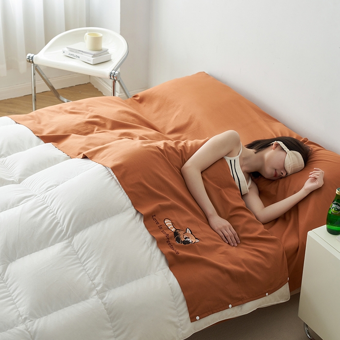 91家纺网 家纺一手货源 找家纺 沐珩家纺 2026新款糯感全棉定制正版卡通绣花大雁纹旅行酒店隔脏睡袋 小熊猫