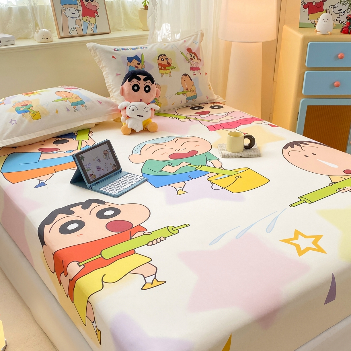 91家纺网 家纺一手货源 找家纺 博雅 2026新款蜡笔小新正版授权全棉纯棉大版床笠单件床笠单品单床笠 大版-游玩蜡笔小新