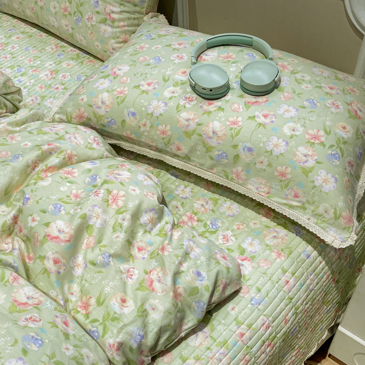 91家纺网 家纺一手货源 找家纺 娜朵家纺 2026新款全棉印花床盖四件套 春晓绿