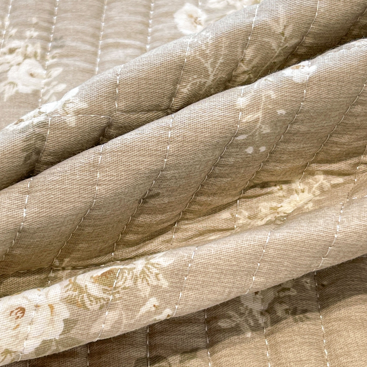 91家纺网 家纺一手货源 找家纺 娜朵家纺 2026新款全棉印花床盖四件套 唐顿庄园