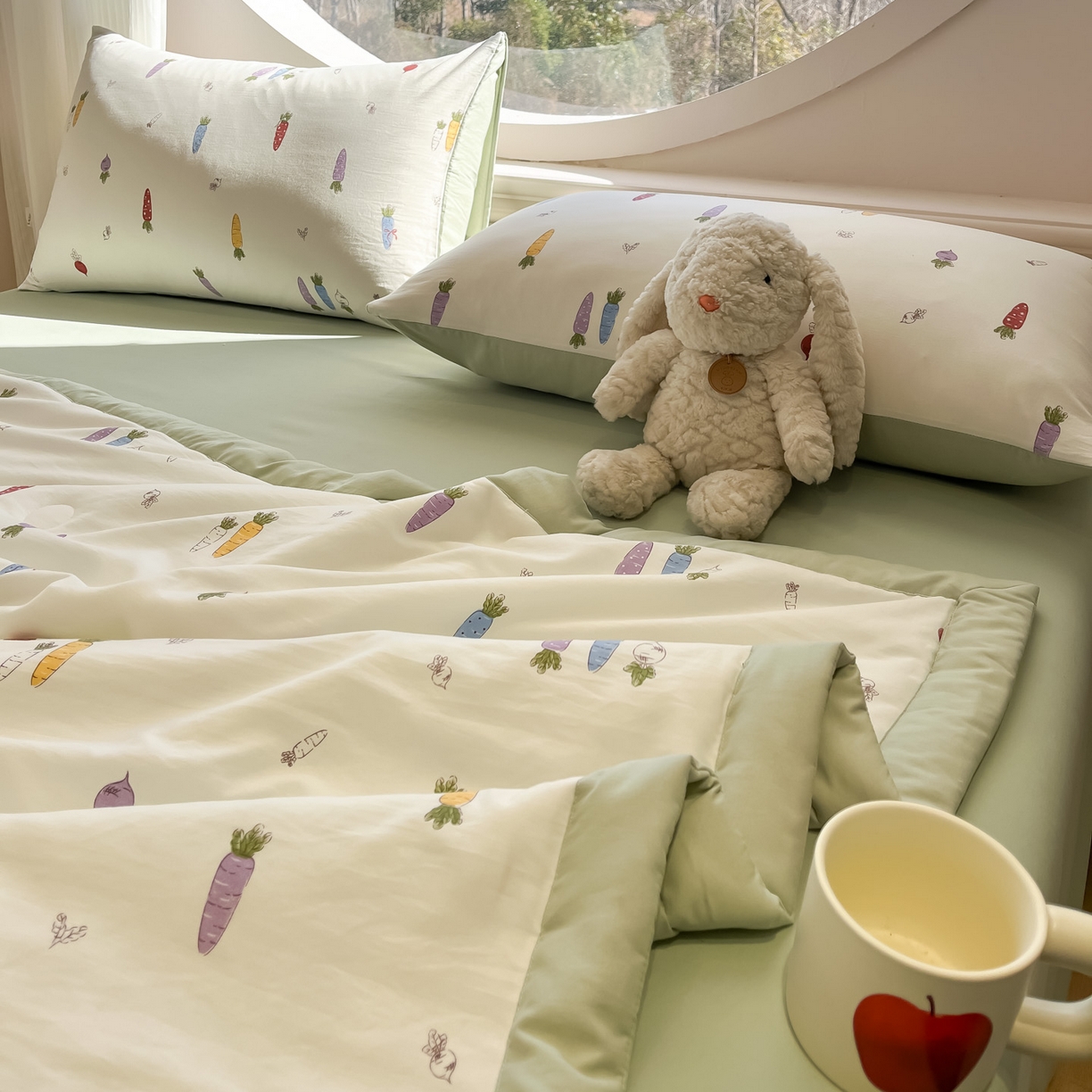 91家纺网 家纺一手货源 找家纺 一加一 2026新款洛卡棉印花大豆夏被四件套 彩色萝卜