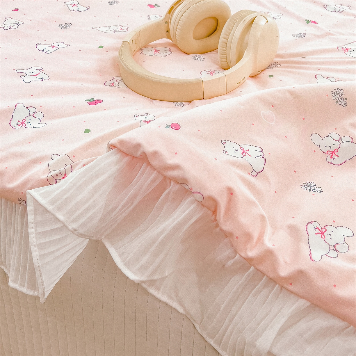 91家纺网 家纺一手货源 找家纺 兄弟坊 2026春夏新款小清新凉感韩版花边夏被夏凉被午睡被空调被 狗狗游乐场-粉色