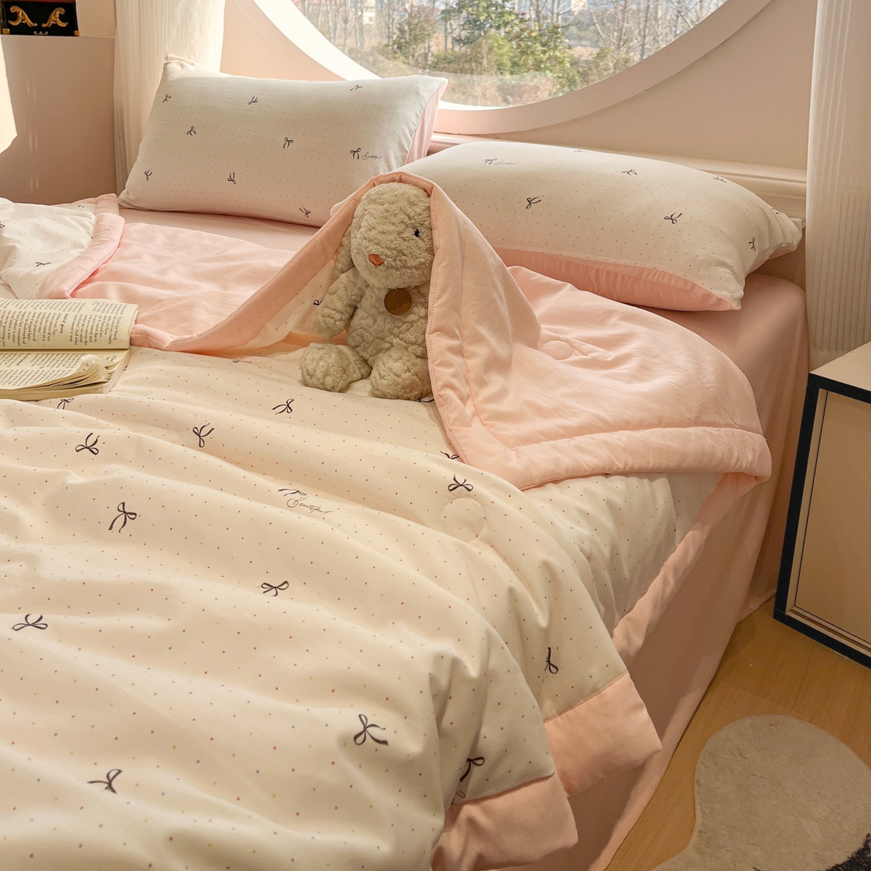 91家纺网 家纺一手货源 找家纺 一加一 2026新款洛卡棉印花大豆夏被四件套 彩色甜梦