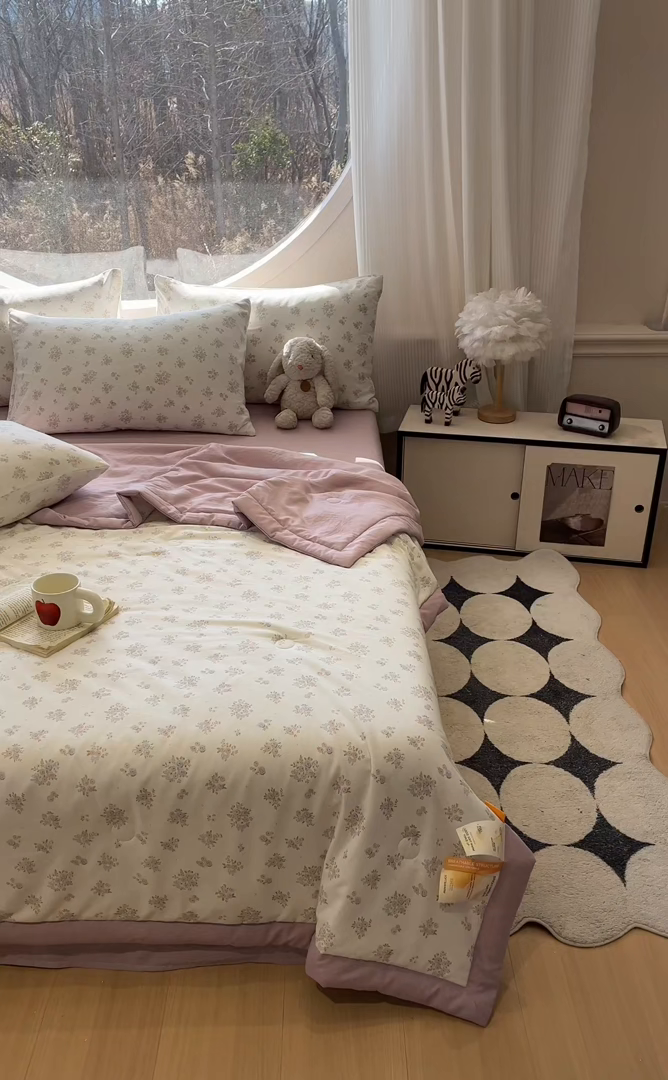 91家纺网 家纺一手货源 找家纺 一加一 2026新款洛卡棉印花大豆夏被四件套 粉紫花序