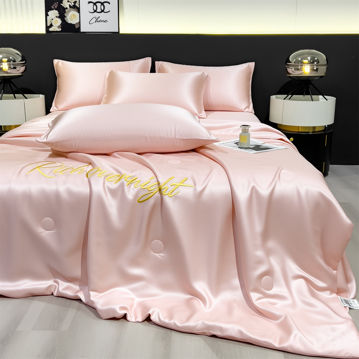 91家纺网 家纺一手货源 找家纺 兄弟坊 2026春夏新款水洗冰丝刺绣纯色夏被夏被四件套夏凉被空调被 浅桃粉