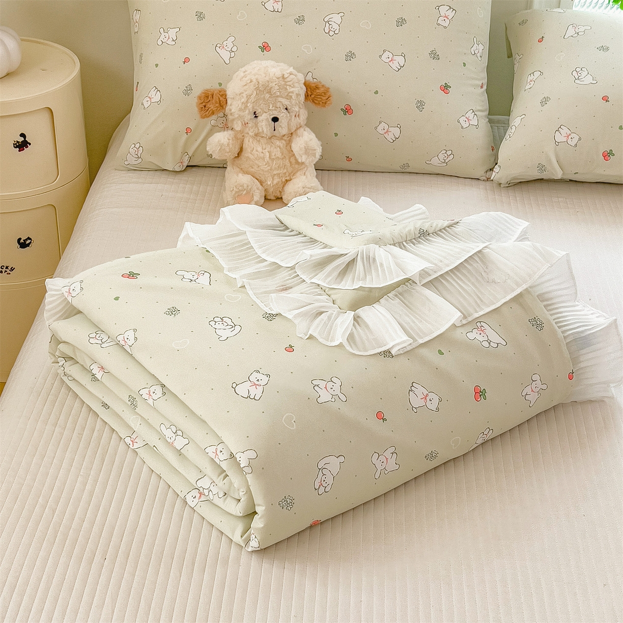 91家纺网 家纺一手货源 找家纺 兄弟坊 2026春夏新款小清新凉感韩版花边夏被夏凉被午睡被空调被 狗狗游乐场-素绿色