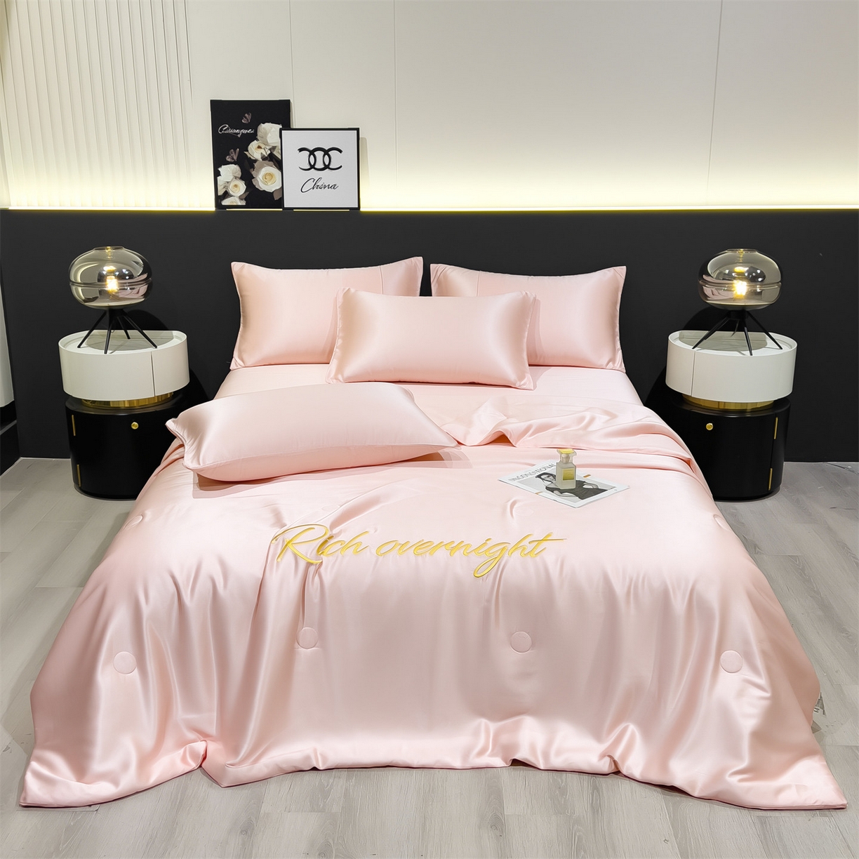 91家纺网 家纺一手货源 找家纺 兄弟坊 2026春夏新款水洗冰丝刺绣纯色夏被夏被四件套夏凉被空调被 浅桃粉