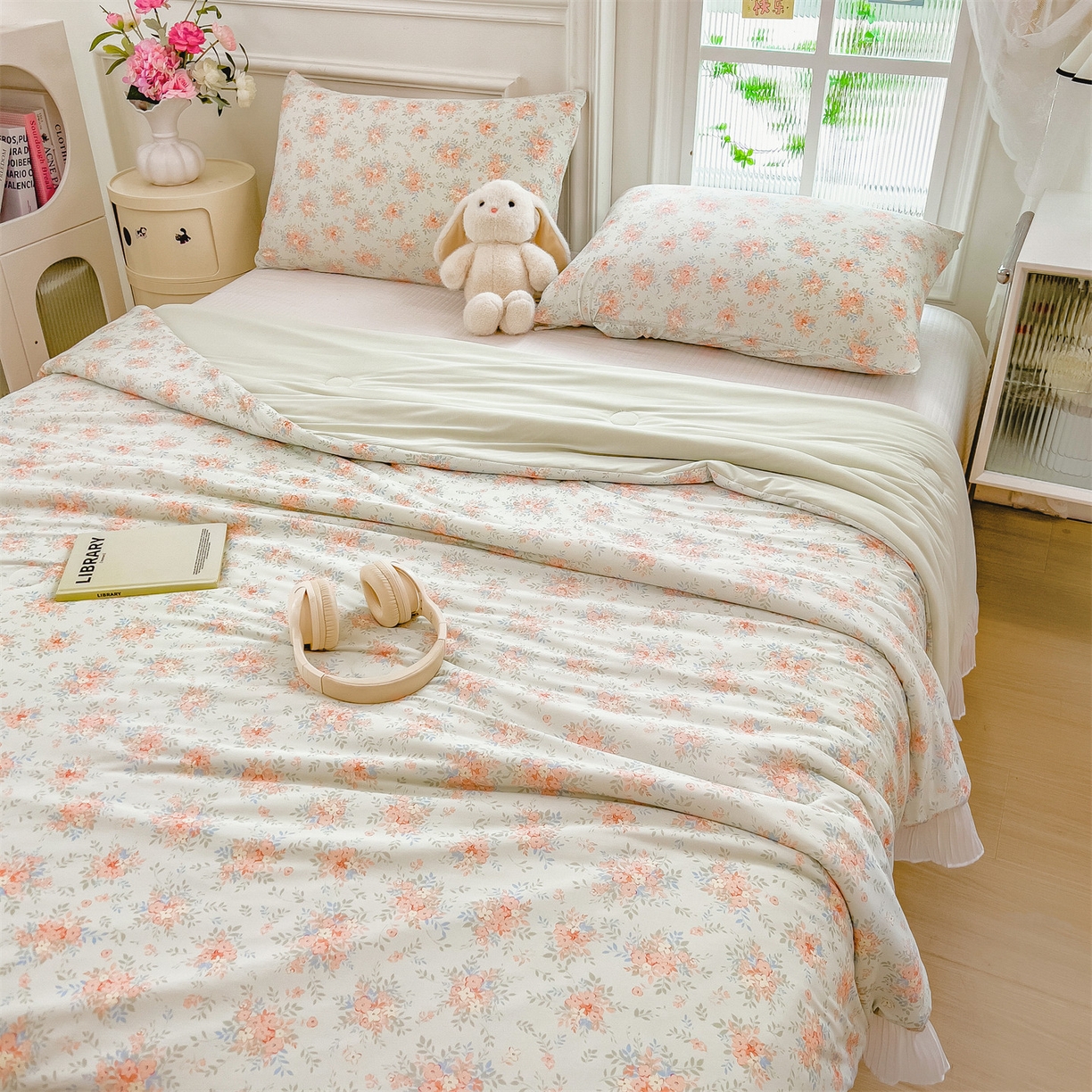 91家纺网 家纺一手货源 找家纺 兄弟坊 2026春夏新款小清新凉感韩版花边夏被夏凉被午睡被空调被 花团绿梦