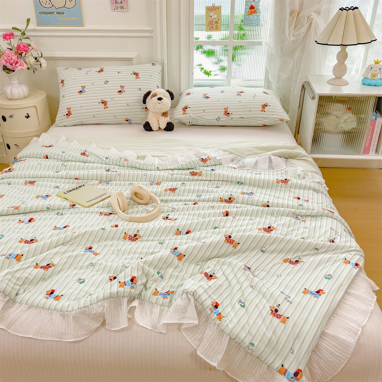 91家纺网 家纺一手货源 找家纺 兄弟坊 2026春夏新款小清新凉感韩版花边夏被夏凉被午睡被空调被 腊肠狗-条纹绿