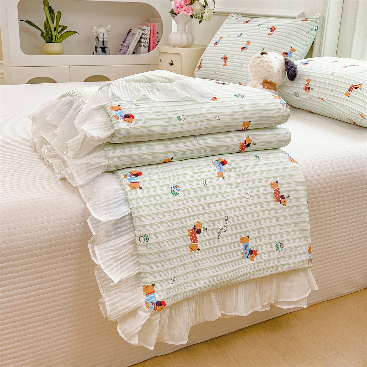 91家纺网 家纺一手货源 找家纺 兄弟坊 2026春夏新款小清新凉感韩版花边夏被夏凉被午睡被空调被 腊肠狗-条纹绿