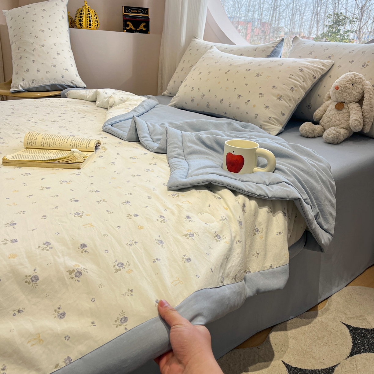 91家纺网 家纺一手货源 找家纺 一加一 2026新款洛卡棉印花大豆夏被四件套 浅蓝甜梦