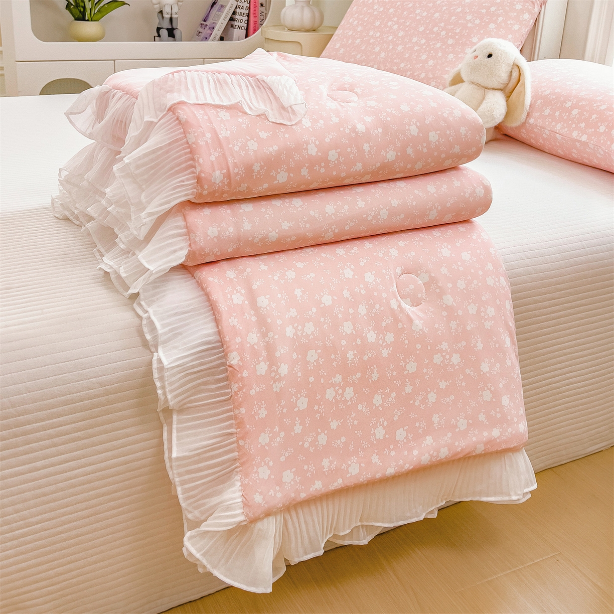 91家纺网 家纺一手货源 找家纺 兄弟坊 2026春夏新款小清新凉感韩版花边夏被夏凉被午睡被空调被 小碎花粉