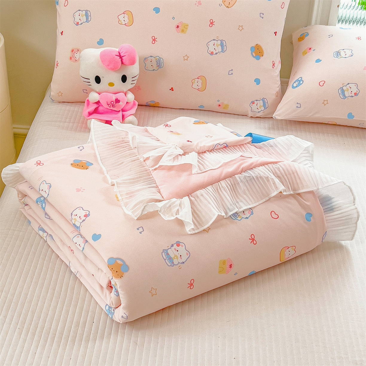 91家纺网 家纺一手货源 找家纺 兄弟坊 2026春夏新款小清新凉感韩版花边夏被夏凉被午睡被空调被 音乐小猫