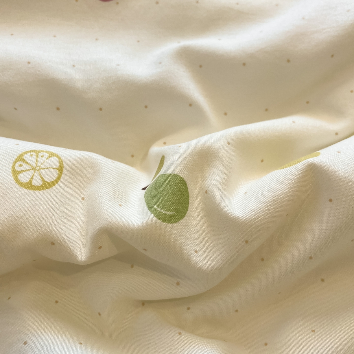 91家纺网 家纺一手货源 找家纺 一加一 2026新款洛卡棉印花大豆夏被四件套 元气小果