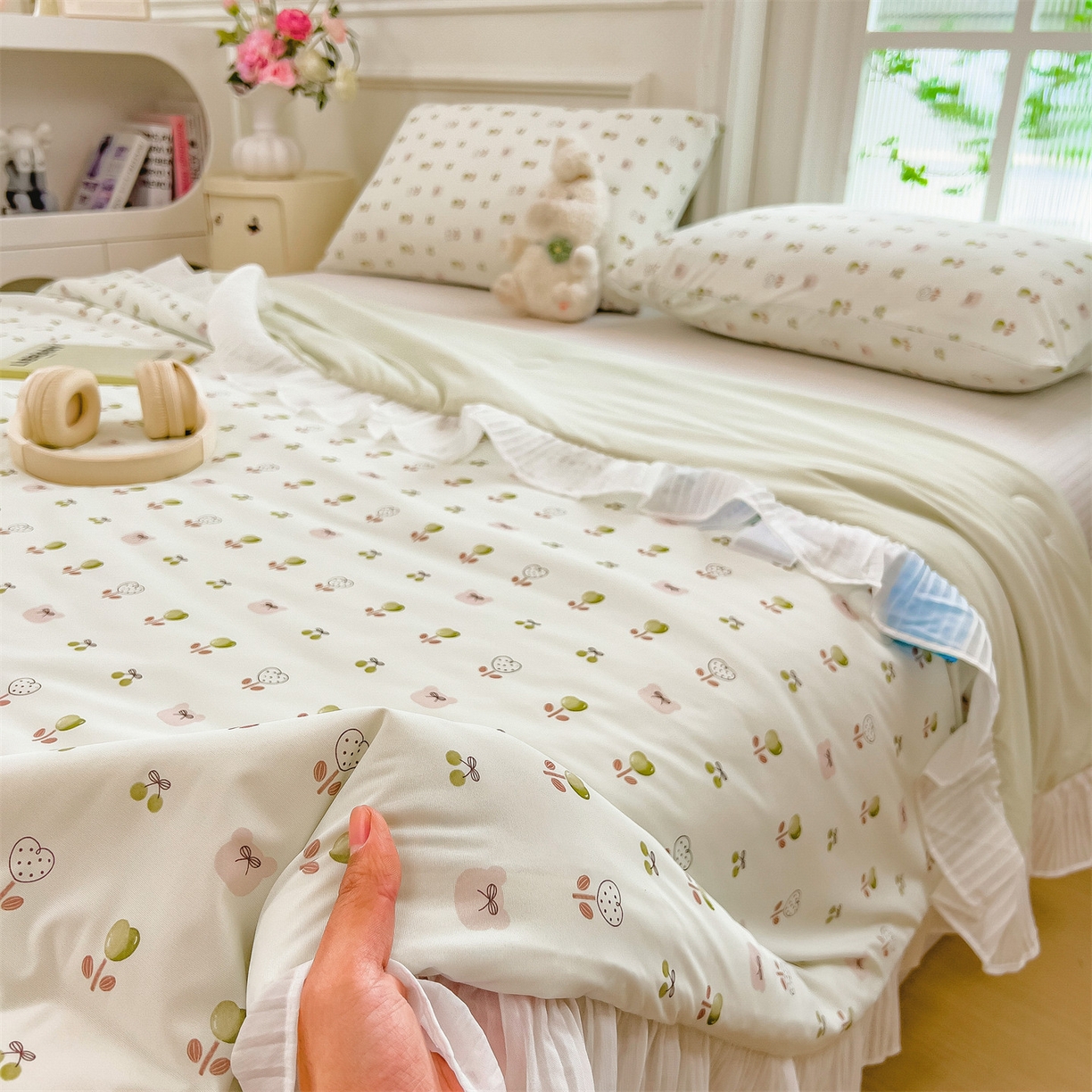 91家纺网 家纺一手货源 找家纺 兄弟坊 2026春夏新款小清新凉感韩版花边夏被夏凉被午睡被空调被 种子花园