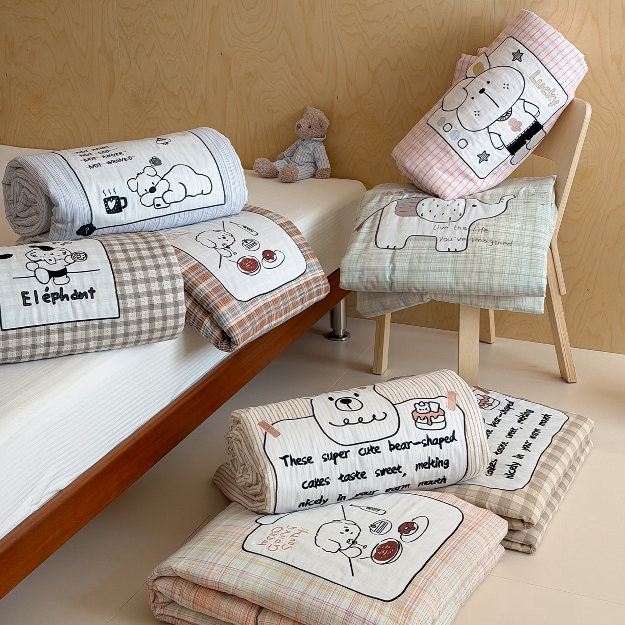 91家纺网 家纺一手货源 找家纺 （总）一加一 2026新款全棉双层纱贴布绣大豆夏被-格格乐园