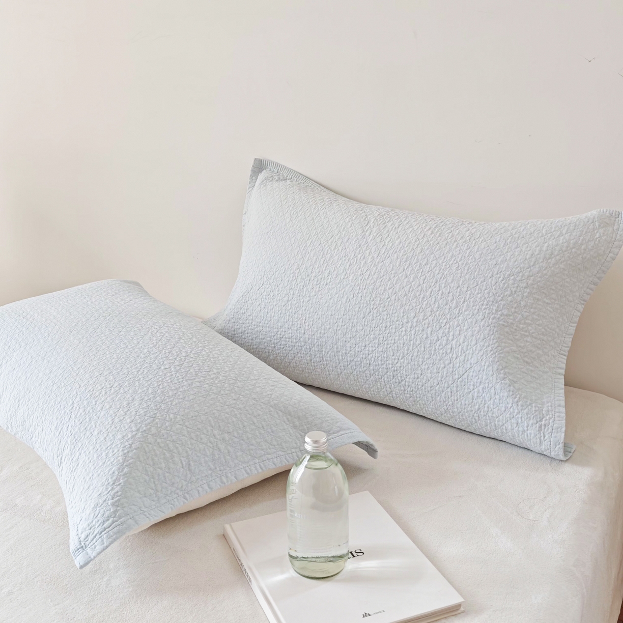 91家纺网 家纺一手货源 找家纺 沐瑟家纺 2026新款格子款枕巾垫巾 素格-浅蓝