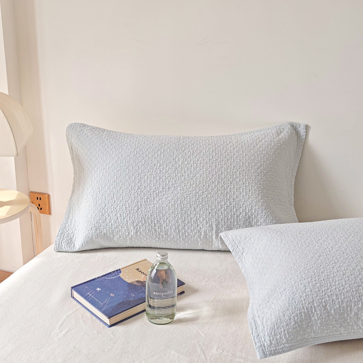 91家纺网 家纺一手货源 找家纺 沐瑟家纺 2026新款格子款枕巾垫巾 素格-浅蓝