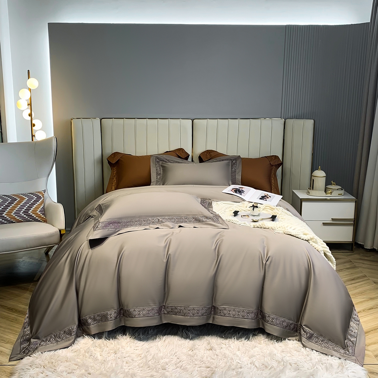 edra 2026新款纯棉长绒棉轻奢镂空边床盖款四件套-克罗心 克罗心-卡其