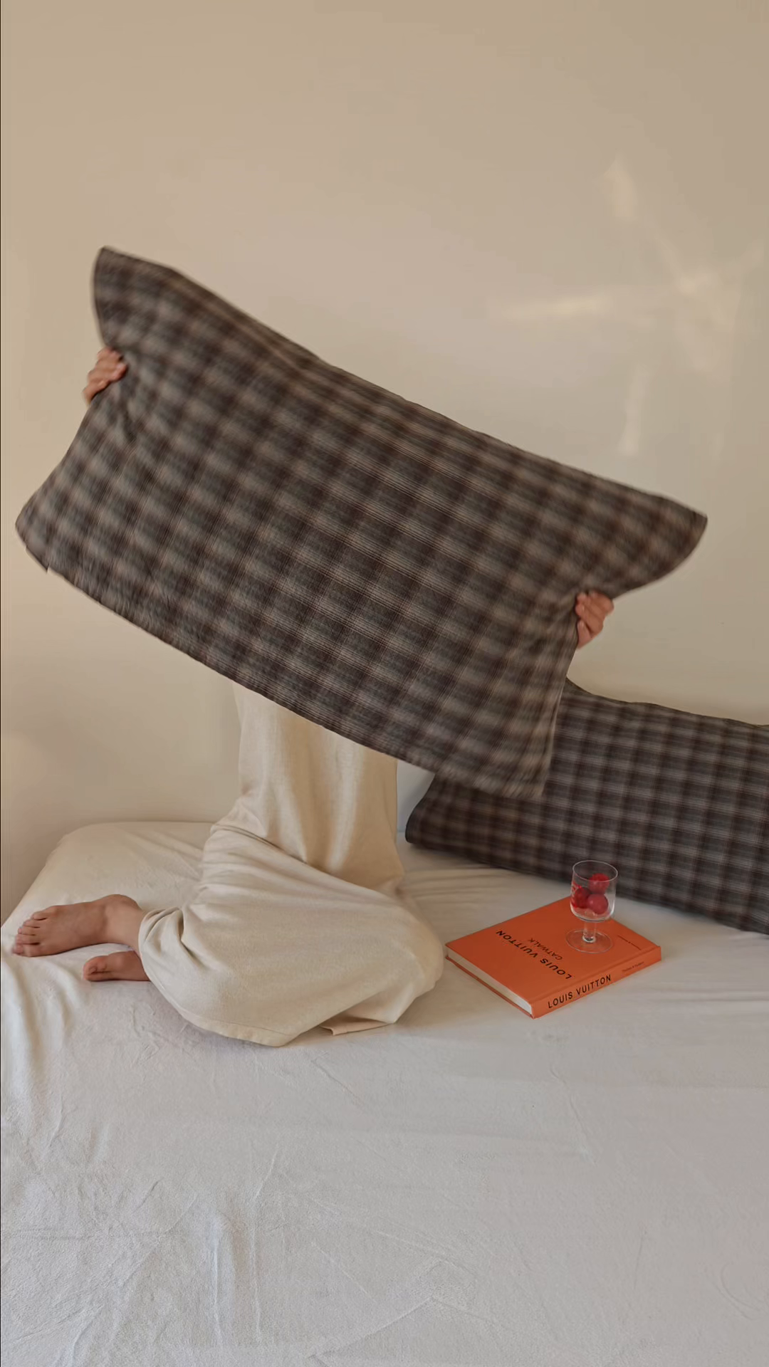 91家纺网 家纺一手货源 找家纺 沐瑟家纺 2026新款格子款枕巾垫巾 芸柚-深灰