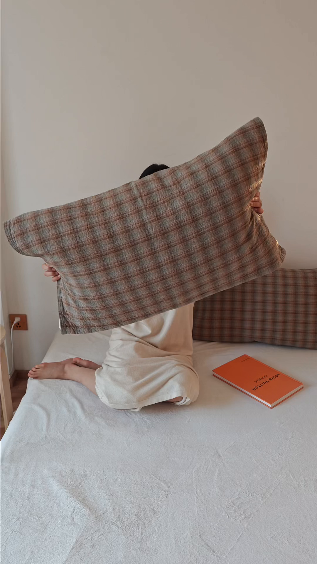 91家纺网 家纺一手货源 找家纺 沐瑟家纺 2026新款格子款枕巾垫巾 芸柚-卡其