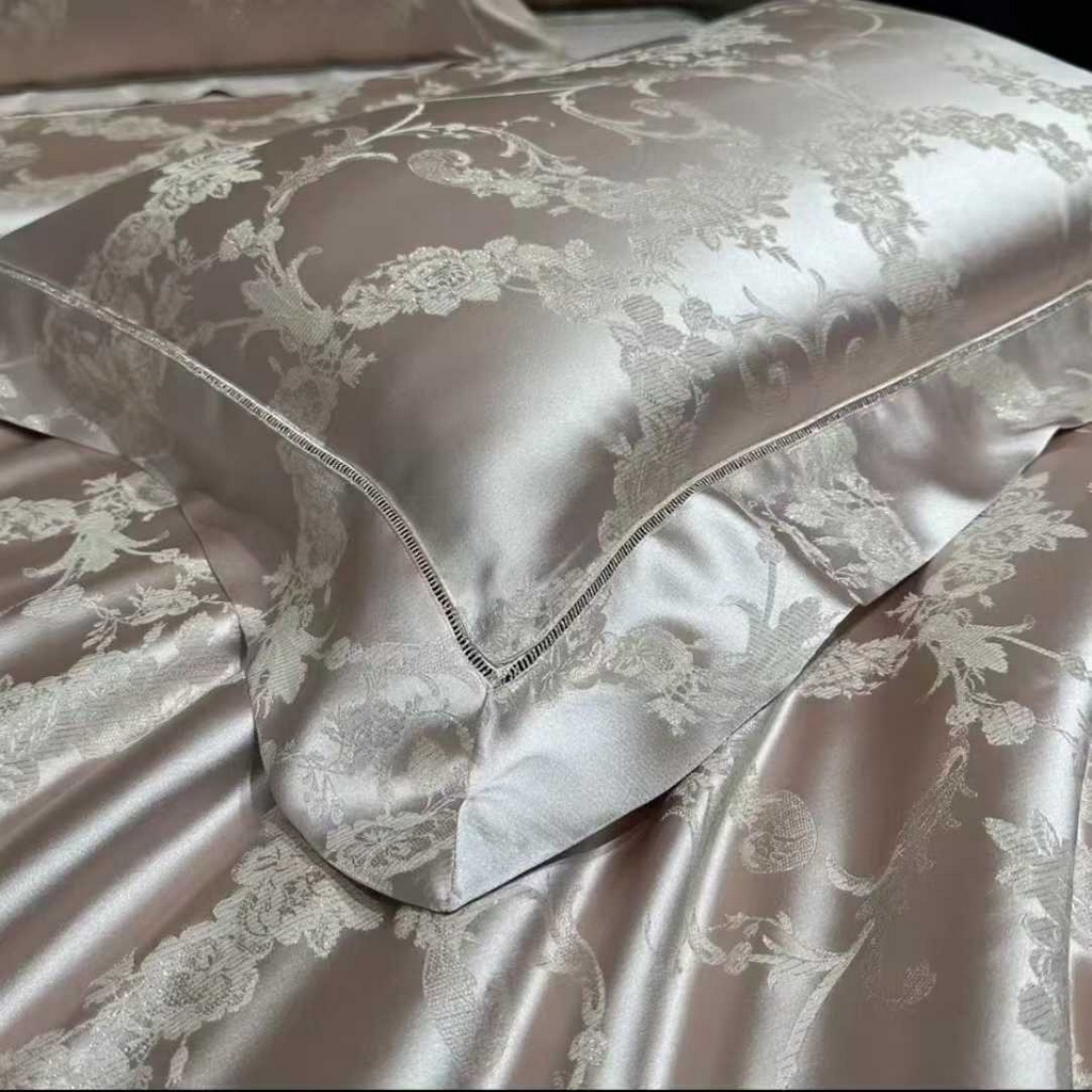 91家纺网 家纺一手货源 找家纺 edra 2026新款真丝天丝轻奢提花床盖款四件套-繁花 繁花-银灰