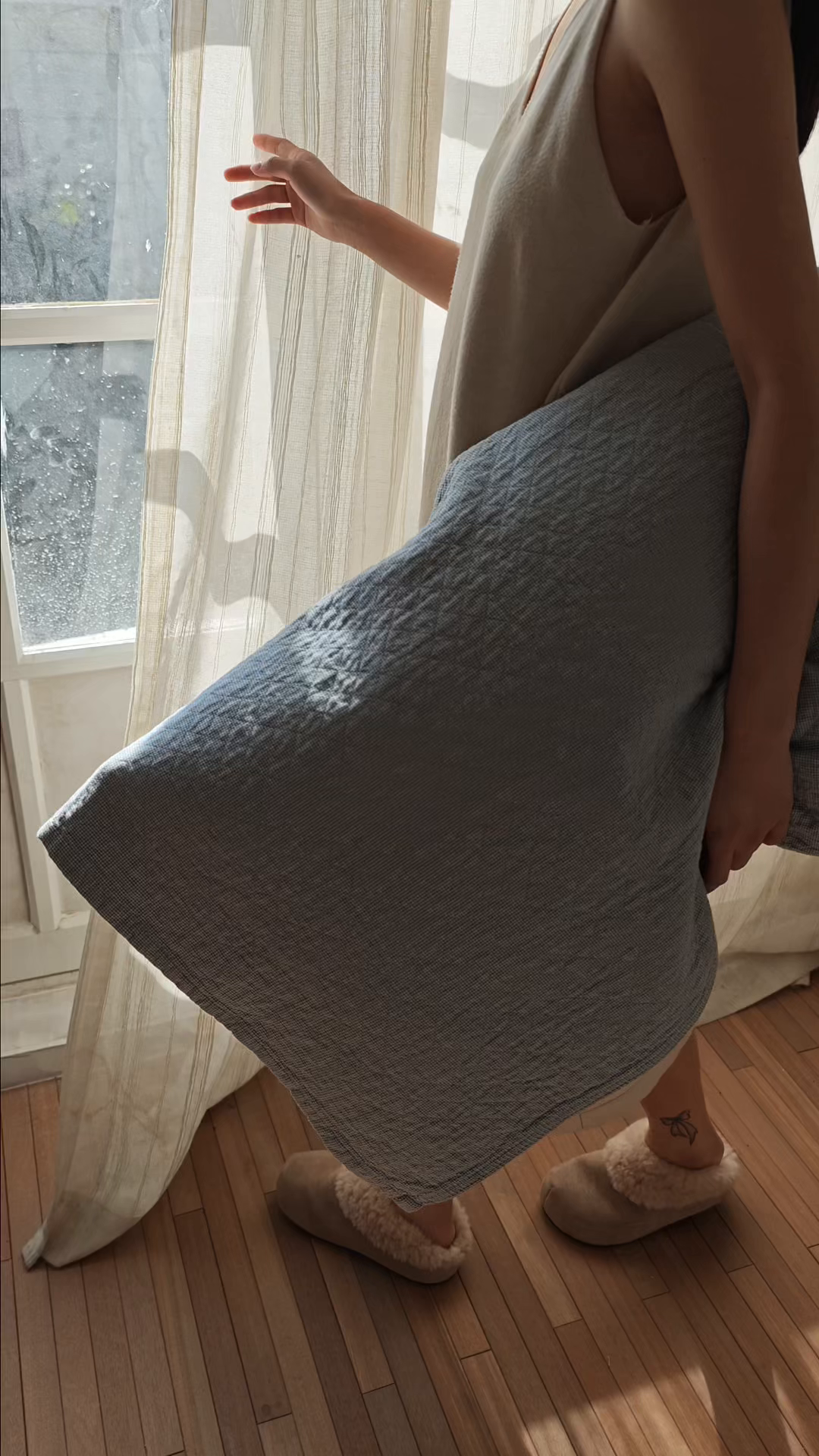 91家纺网 家纺一手货源 找家纺 沐瑟家纺 2026新款格子款枕巾垫巾 米格-浅蓝