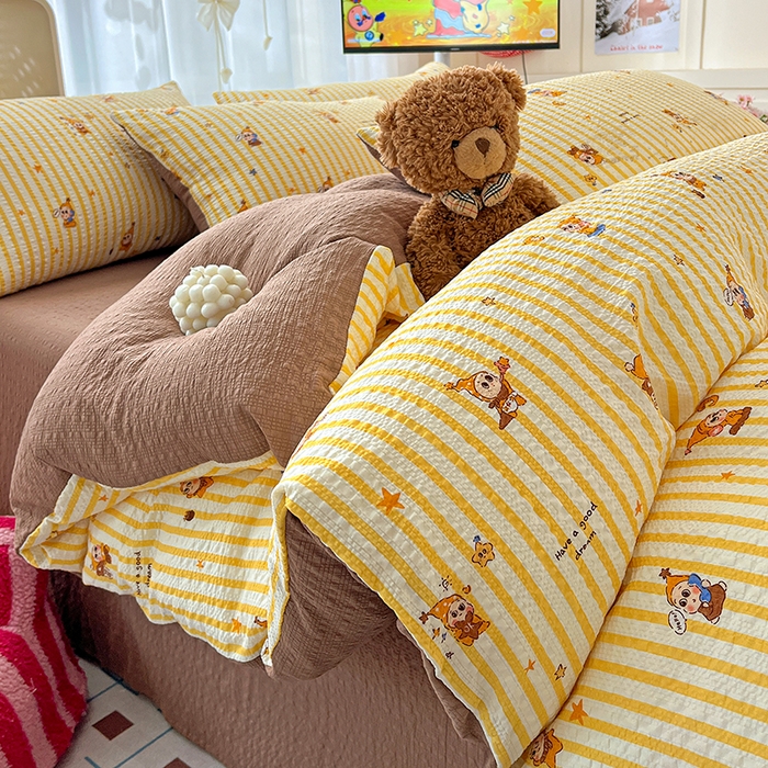 91家纺网 家纺一手货源 找家纺 （总）梦纤绒 2026春夏新款简单款泡芙纱印花四件套