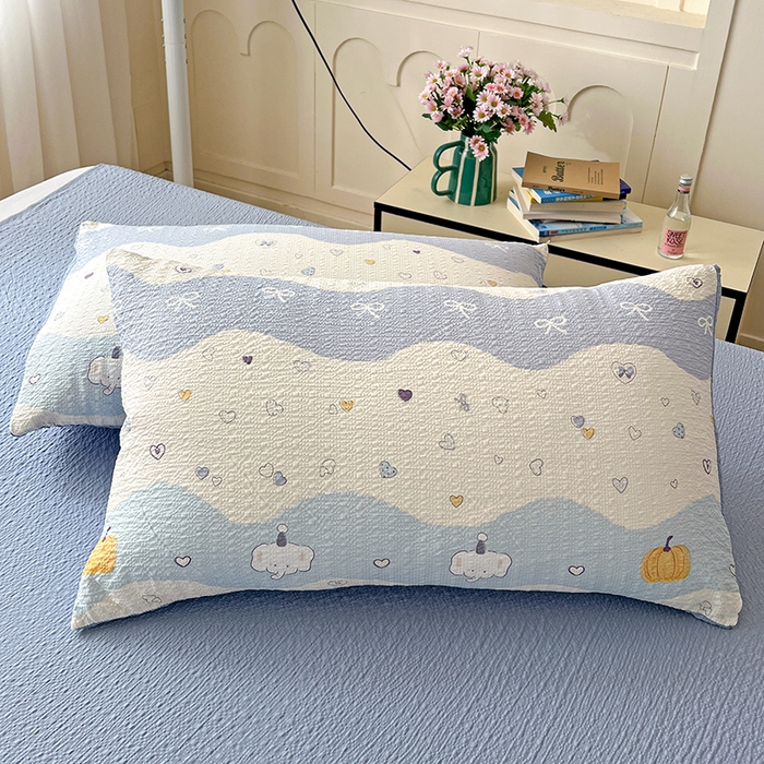 91家纺网 家纺一手货源 找家纺 梦纤绒 2026春夏新款简单款泡芙纱印花四件套 果子小象