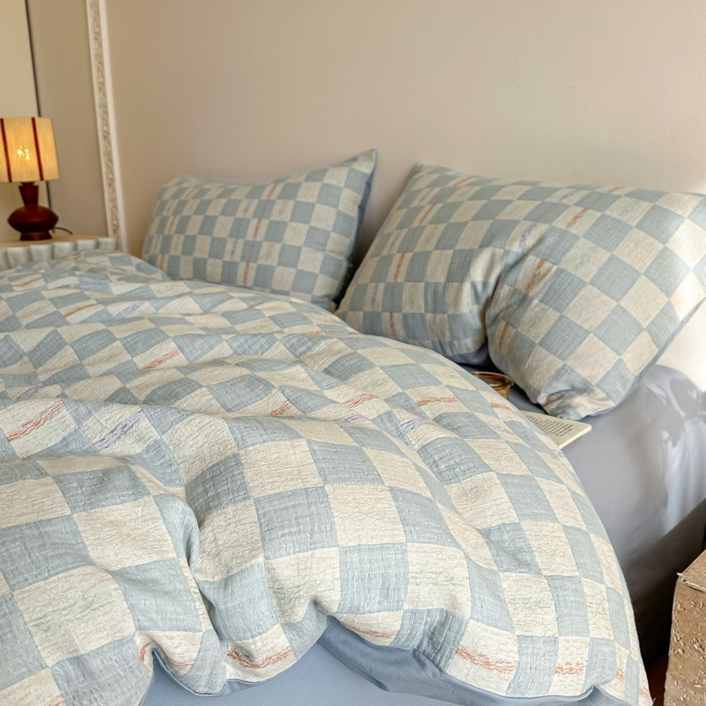 91家纺网 家纺一手货源 找家纺 眠博士 2026新款色织水洗双层纱提花四件套 曲奇蓝格