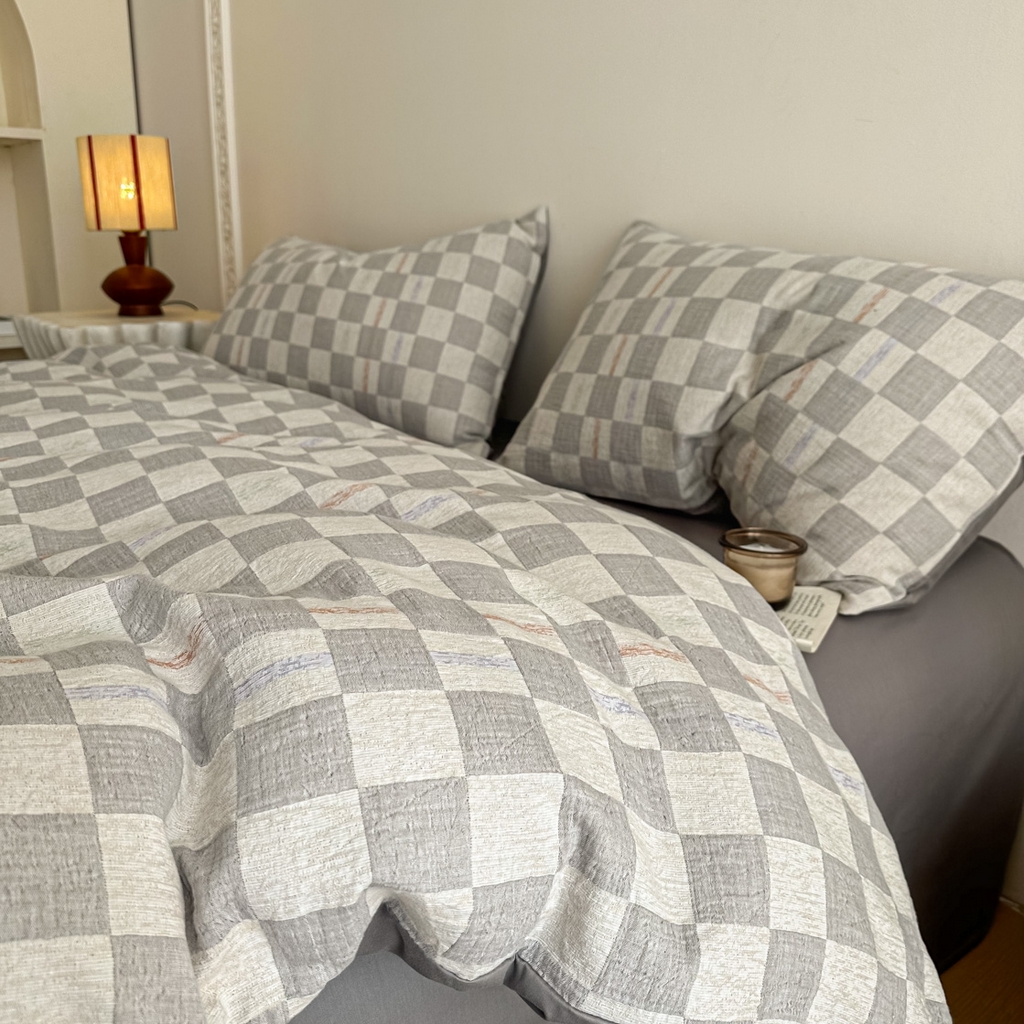 91家纺网 家纺一手货源 找家纺 眠博士 2026新款色织水洗双层纱提花四件套 曲奇灰格