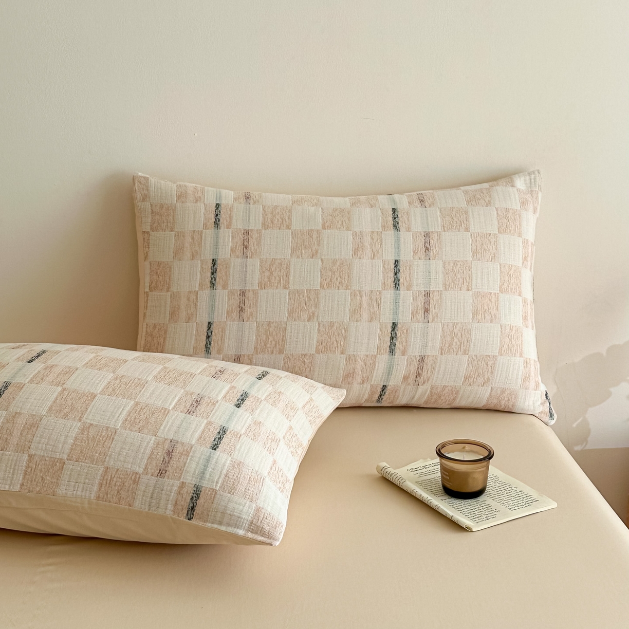 91家纺网 家纺一手货源 找家纺 眠博士 2026新款色织水洗双层纱提花四件套 曲奇卡其格