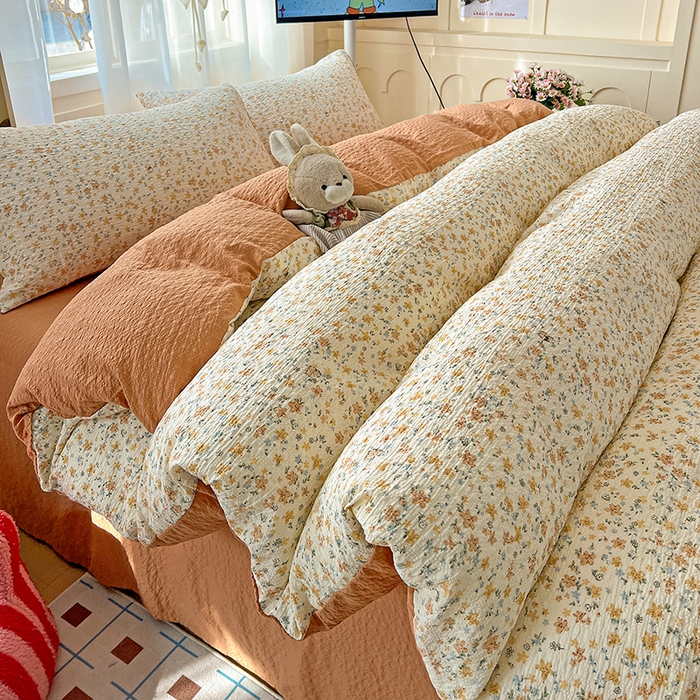 91家纺网 家纺一手货源 找家纺 梦纤绒 2026春夏新款简单款泡芙纱印花四件套 花间赋