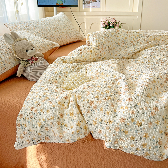 91家纺网 家纺一手货源 找家纺 梦纤绒 2026春夏新款简单款泡芙纱印花四件套 花间赋