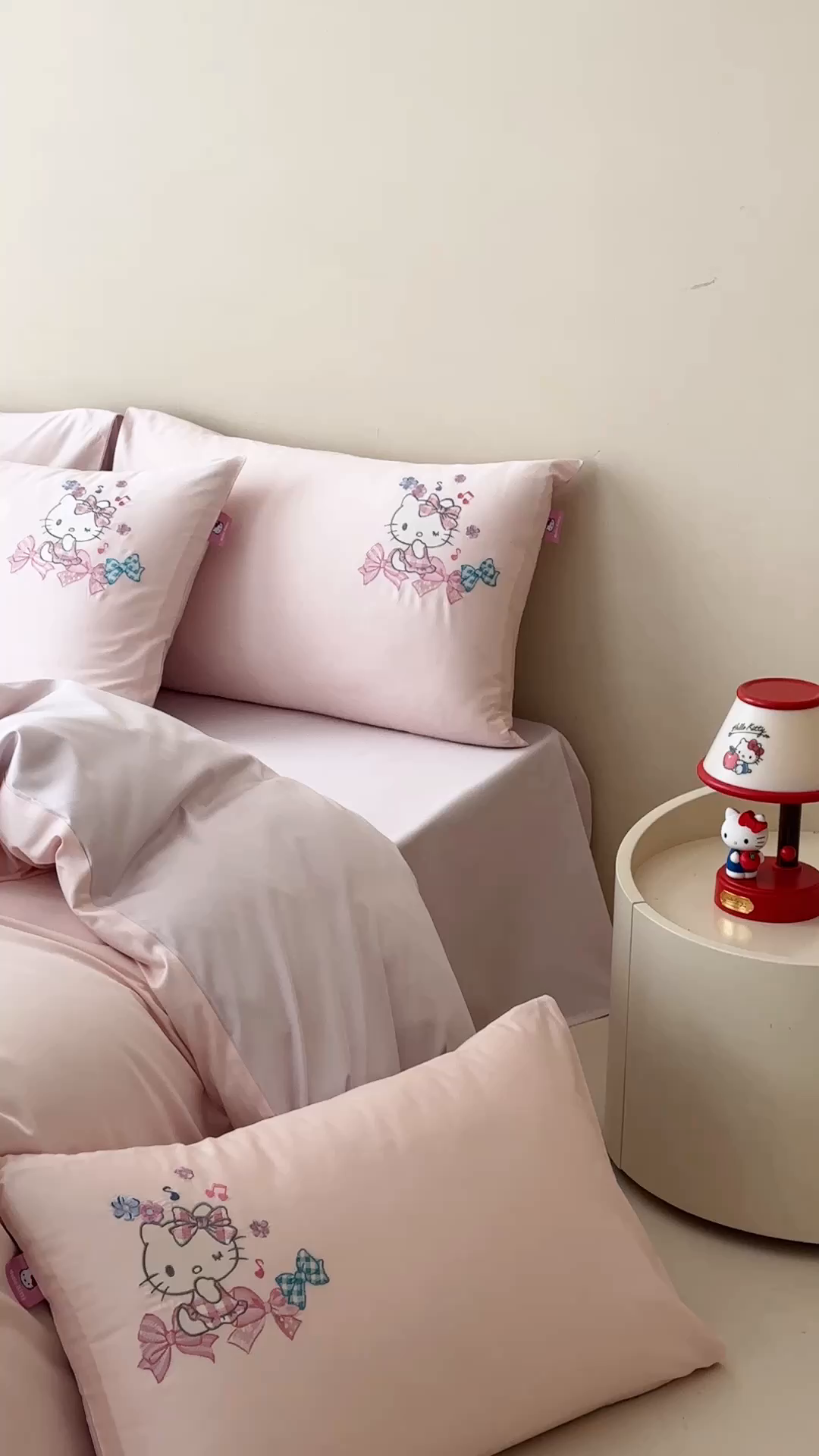91家纺网 家纺一手货源 找家纺 卡巴伦家纺 2026新款正版hellokitty长绒棉全棉纯棉四件套【联系客服获取授权后才可售卖】 软绵绵kt