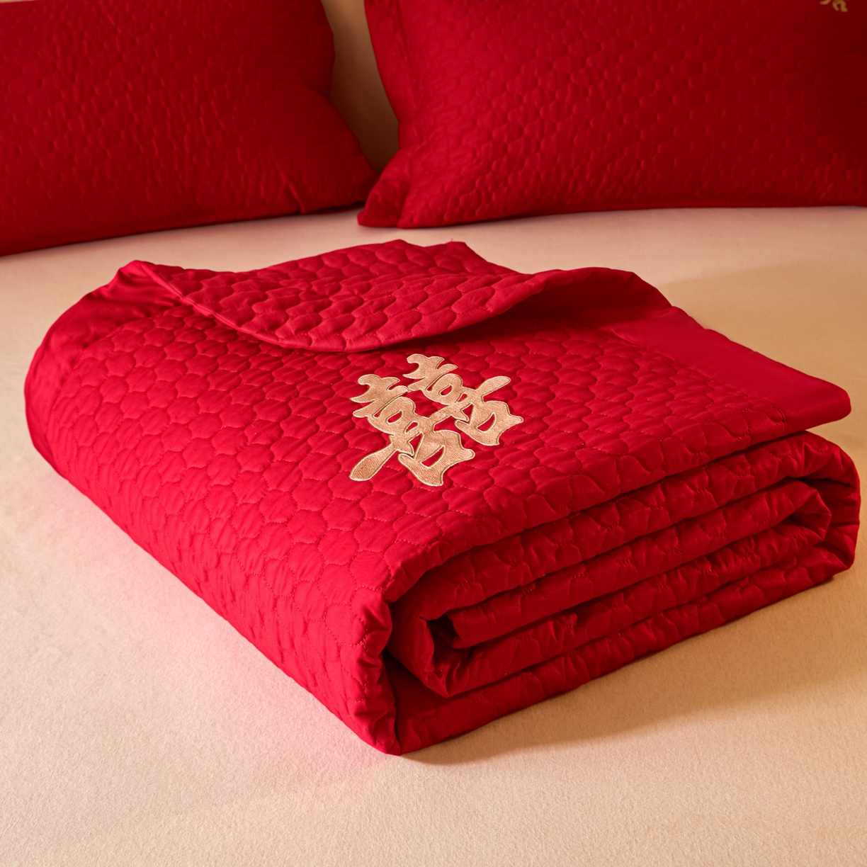 91家纺网 家纺一手货源 找家纺 东方合美（原：皇家传奇） 2026新款婚庆单品床单单品床盖系列 床盖-囍