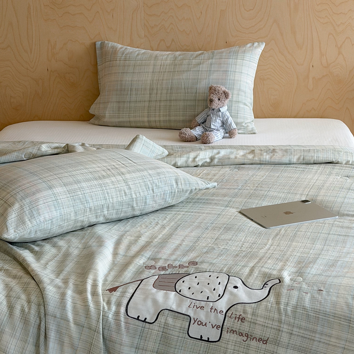 91家纺网 家纺一手货源 找家纺 一加一 2026新款全棉双层纱贴布绣大豆夏被-格格乐园 软萌小象