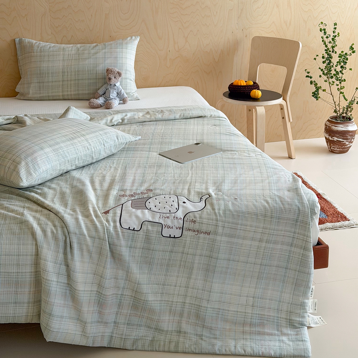 91家纺网 家纺一手货源 找家纺 一加一 2026新款全棉双层纱贴布绣大豆夏被-格格乐园 软萌小象