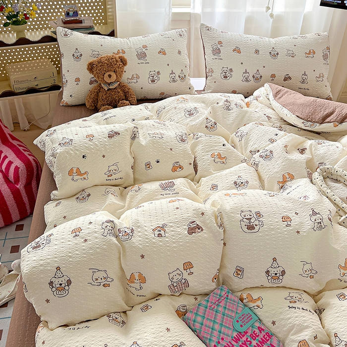 91家纺网 家纺一手货源 找家纺 梦纤绒 2026春夏新款简单款泡芙纱印花四件套 萌宠派对