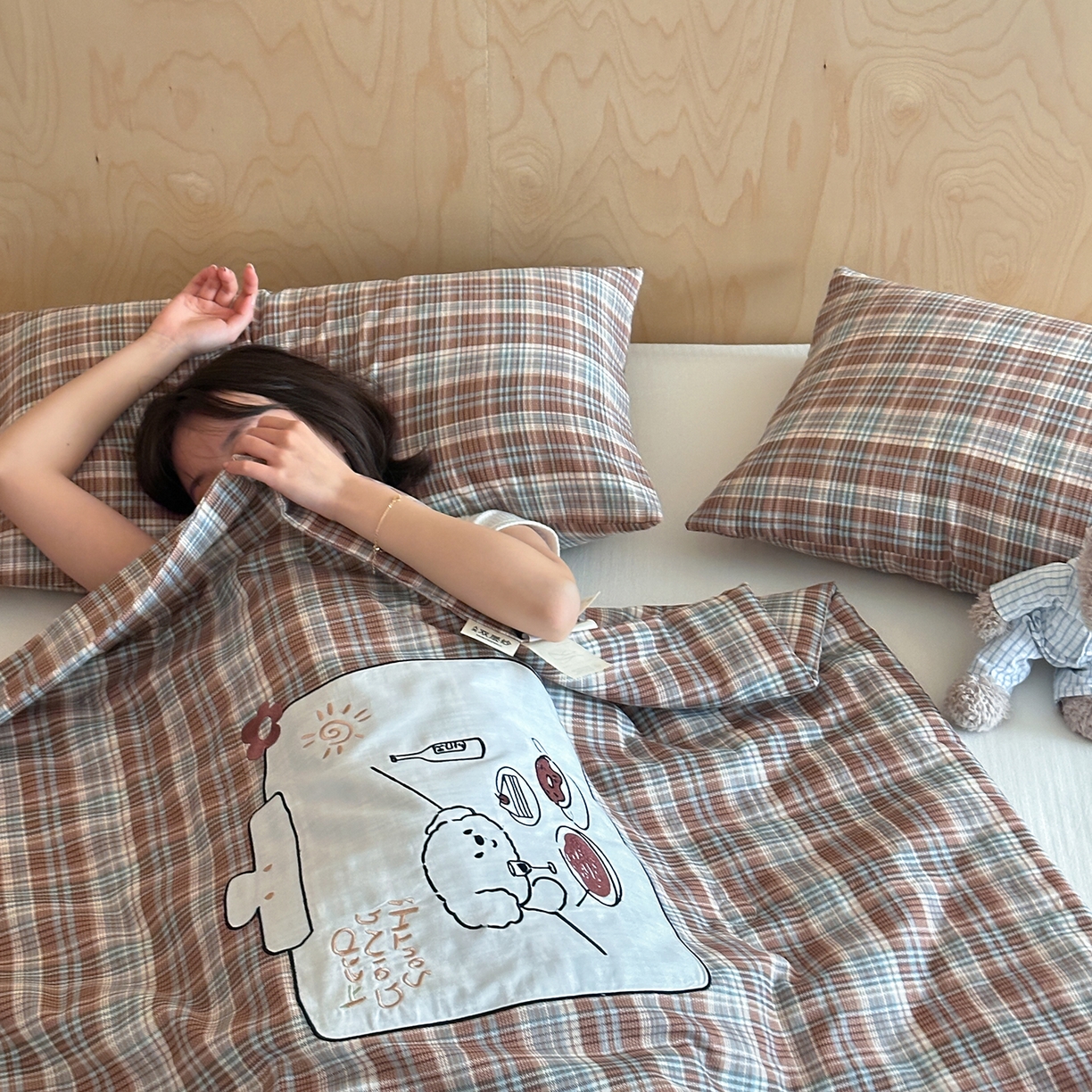 91家纺网 家纺一手货源 找家纺 一加一 2026新款全棉双层纱贴布绣大豆夏被-格格乐园 松饼小熊