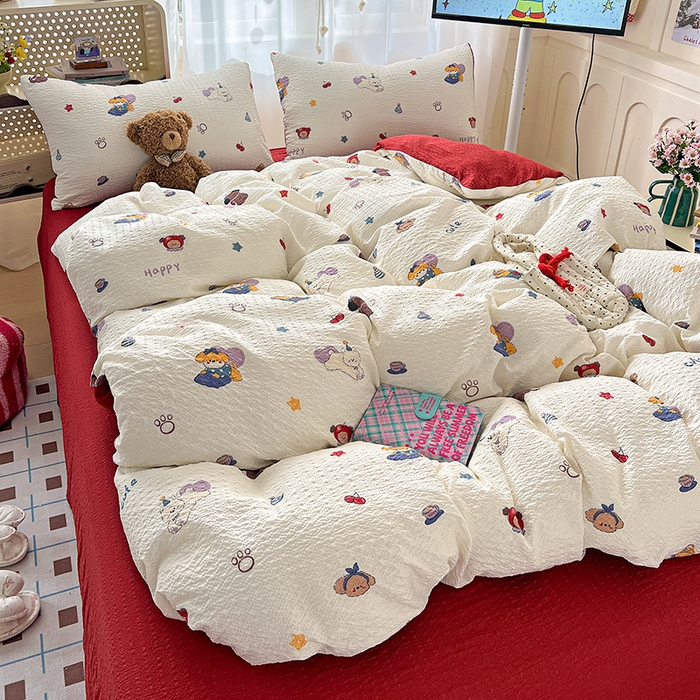 91家纺网 家纺一手货源 找家纺 梦纤绒 2026春夏新款简单款泡芙纱印花四件套 萌星奇遇