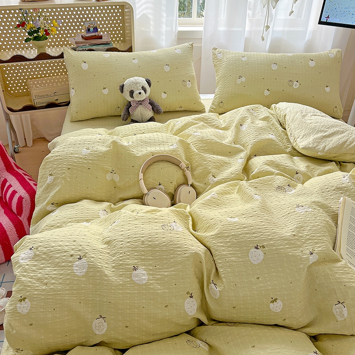 91家纺网 家纺一手货源 找家纺 梦纤绒 2026春夏新款简单款泡芙纱印花四件套 抹茶梅梅