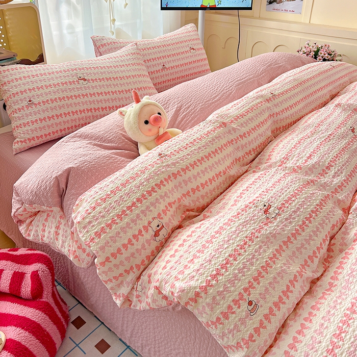 91家纺网 家纺一手货源 找家纺 梦纤绒 2026春夏新款简单款泡芙纱印花四件套 泡芙小狗