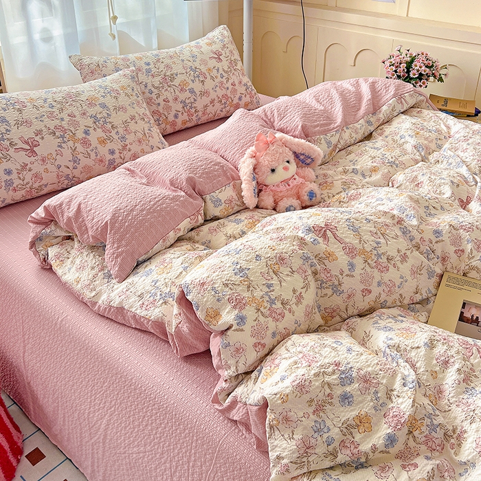 91家纺网 家纺一手货源 找家纺 梦纤绒 2026春夏新款简单款泡芙纱印花四件套 诗意柔