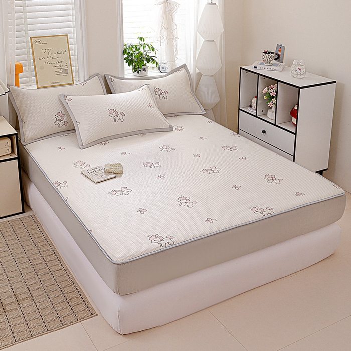 91家纺网 家纺一手货源 找家纺 富馨莱 2026新款PE乙纶高克重冰豆豆席凉感凉席单件席子床笠款支持一件定做尺寸学生宿舍 吉祥小马