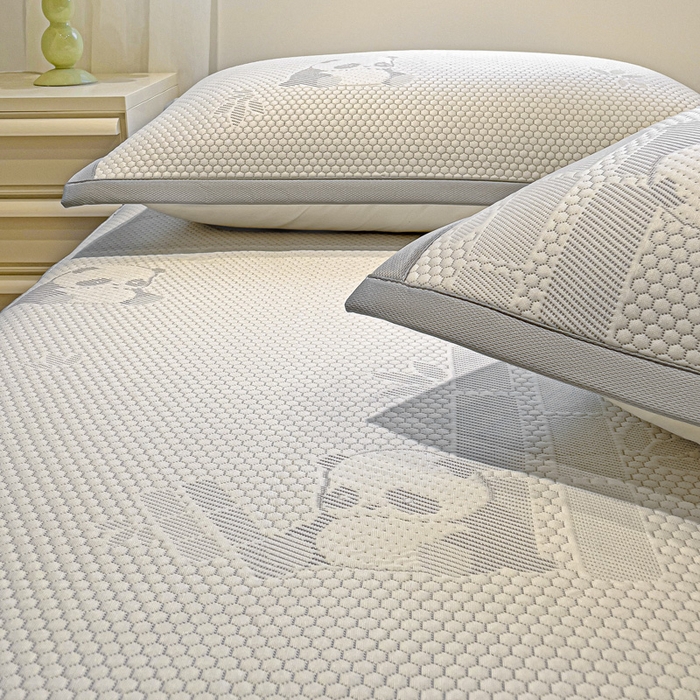 91家纺网 家纺一手货源 找家纺 富馨莱 2026新款PE乙纶高克重冰豆豆席凉感凉席单件席子床笠款支持一件定做尺寸学生宿舍 熊猫嘟嘟-灰